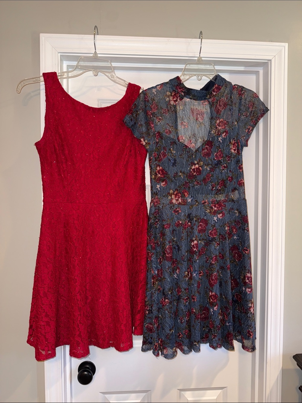 Juniors Dresses